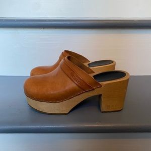 Swedish Hasbeens Louise Platform Clogs, size 38/7